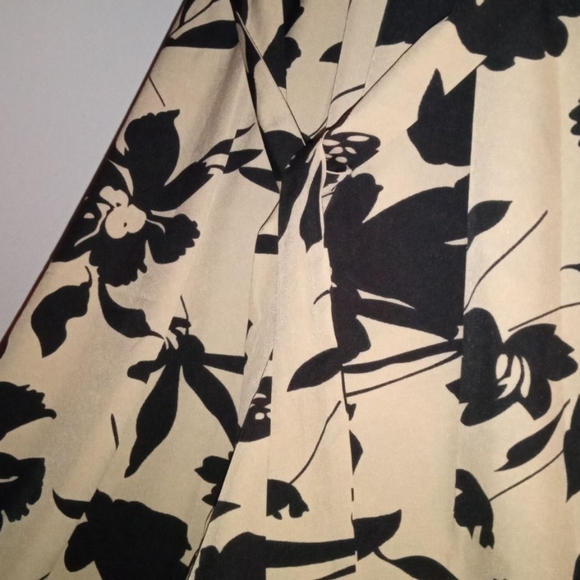 Exquisite Floor Length Dress - Picture 6 of 15